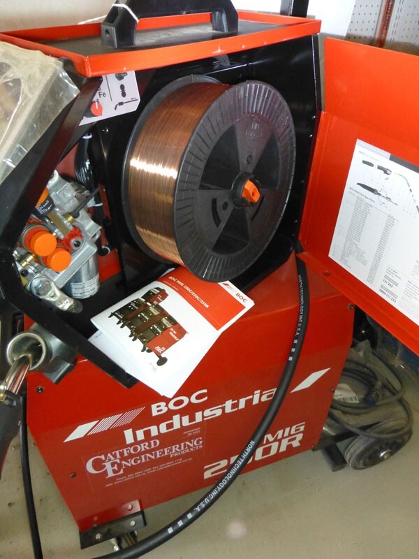 New BOC Mig Welder 250R Remote Wire Feeder 2115 v2